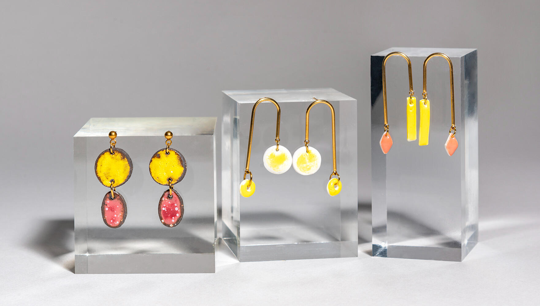 Eti Eti - boucles d'oreilles en porcelaine jaune Boucles d'oreilles en céramique de la marque Eti Eti